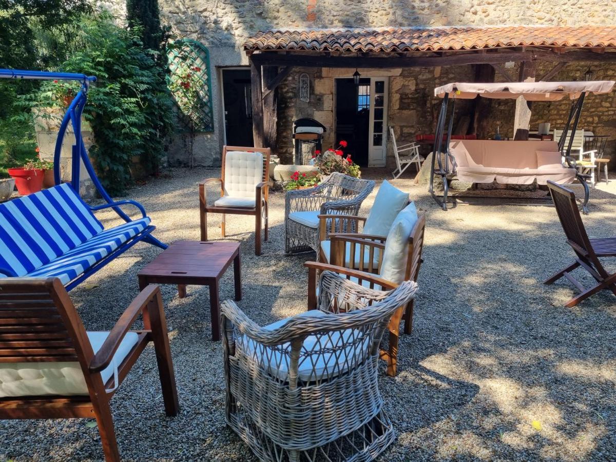 Vila Moulin De Giroir Migné-Auxances Exteriér fotografie