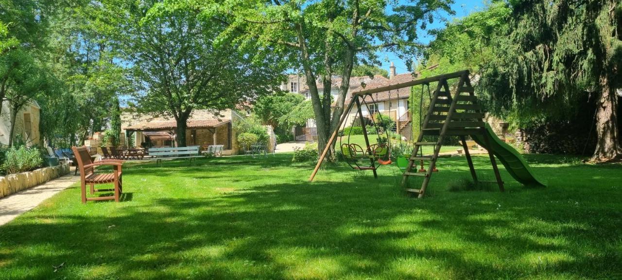 Vila Moulin De Giroir Migné-Auxances Exteriér fotografie