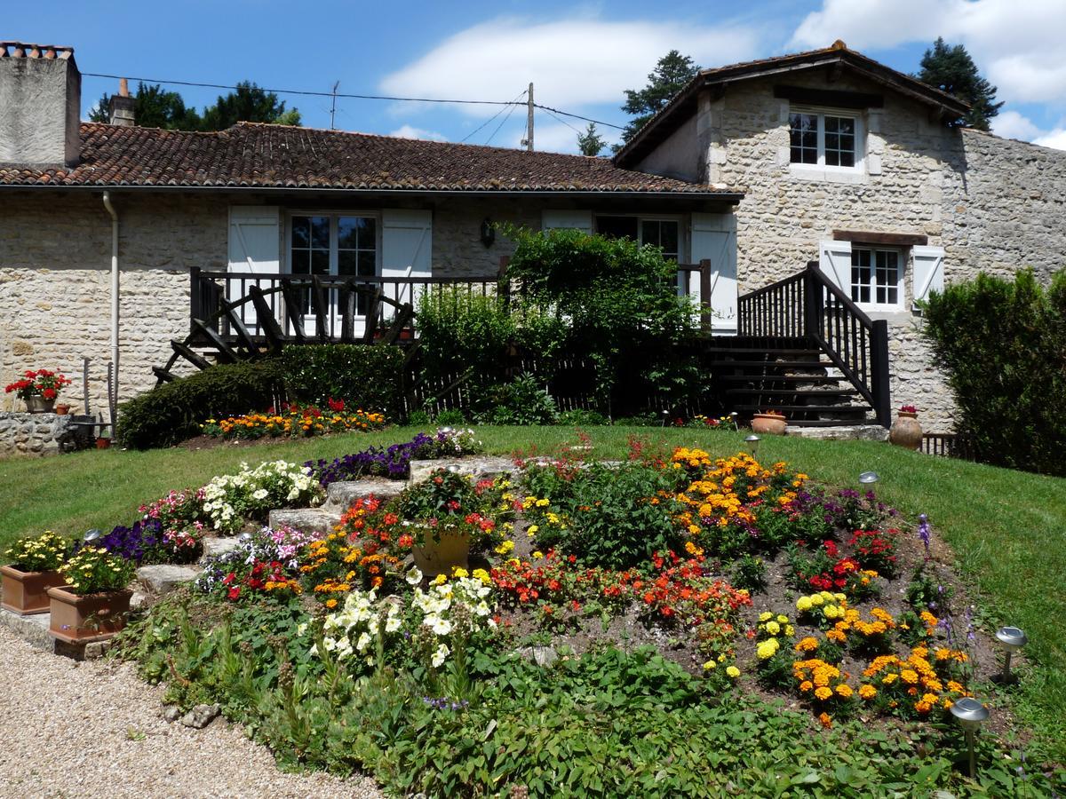 Vila Moulin De Giroir Migné-Auxances Exteriér fotografie